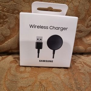 COPY - Samsung watch charger _ wireless